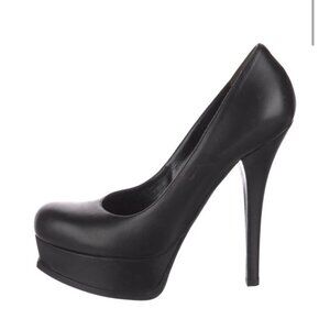 Fendi Authentic Solid Black Leather High Heel Pumps 9